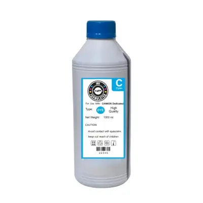Botella de tinta dye compatible Canon color cian de 1 litro, sobre fondo blanco