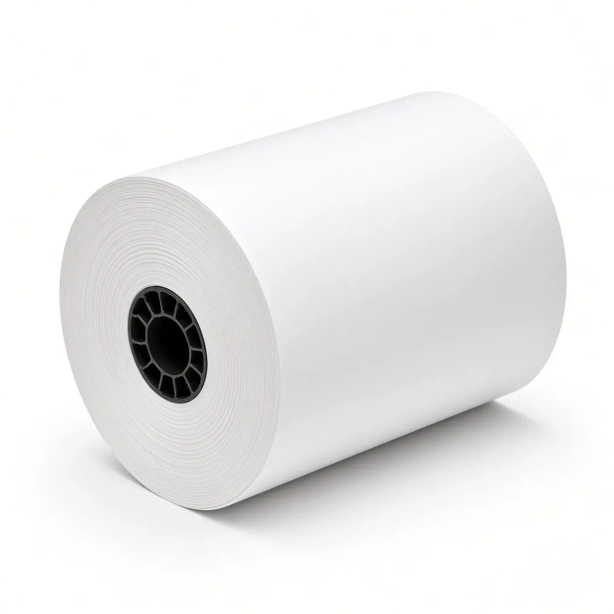 Rollo de papel blanco grueso con tubo central negro, visto en ángulo sobre fondo blanco